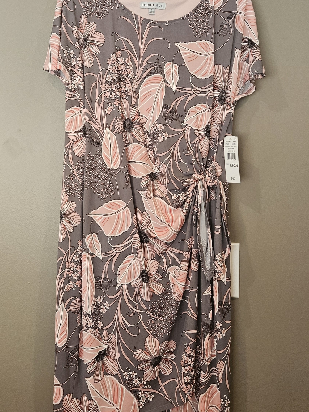 Robbie Bee Pink Floral Wrap-Style Women's Dress